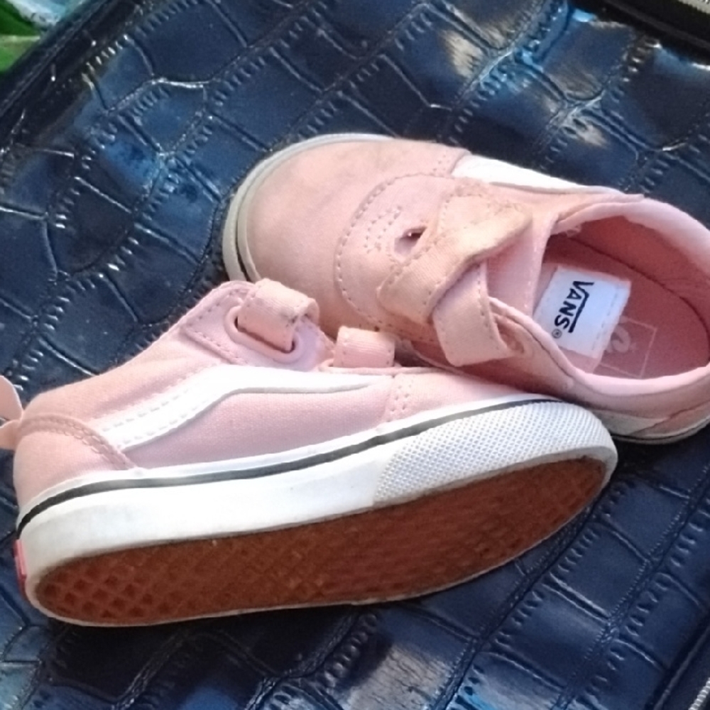 Vans Pink Sneakers Low-Top Suede